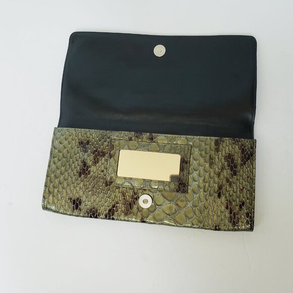 Cole Haan Patent Faux Leather Python Snake Skin Print Envelope Clutch Handbag - Picture 7 of 10